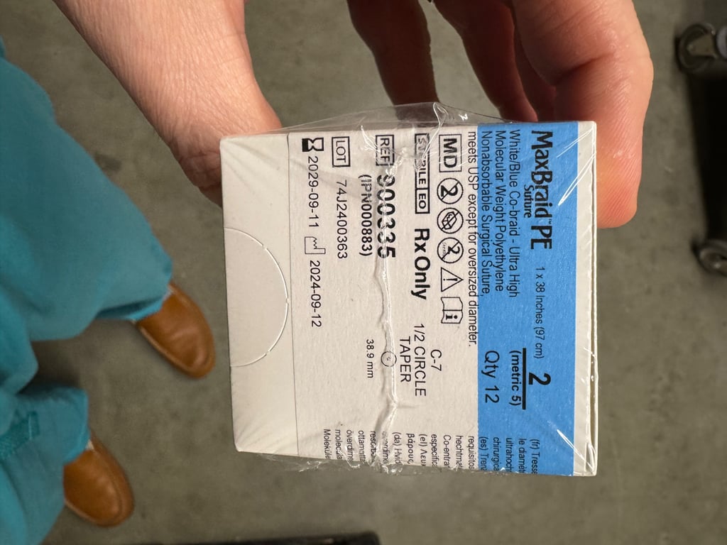 900335 - MaxBraid PE 1x 38 Inches (97 cm) Size 2 Suture, White/Blue Co-braid Ultra High Molecular Weight Polyethylene Nonabsorbable Surgical Suture (metric 5), 1/2 Circle Taper, Needle 38.9mm C-7