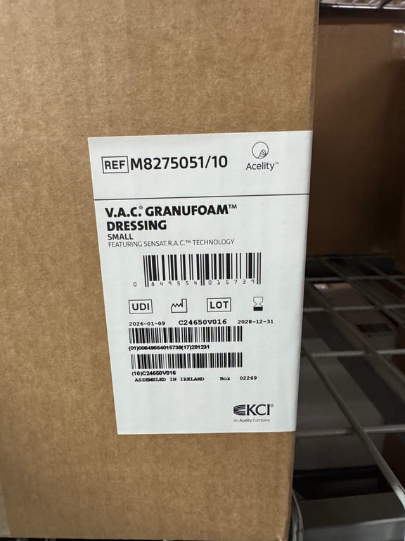 M8275051/10 - V.A.C. GRANUFOAM M DRESSING SMALL FEATURING SENSAT.R.A.C. TECHNOLOGY